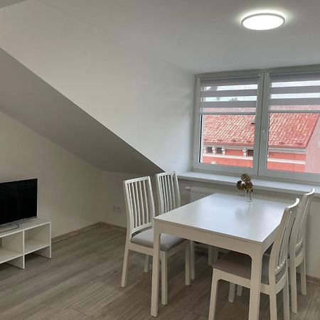 Apartmantt Cheb Esterno foto