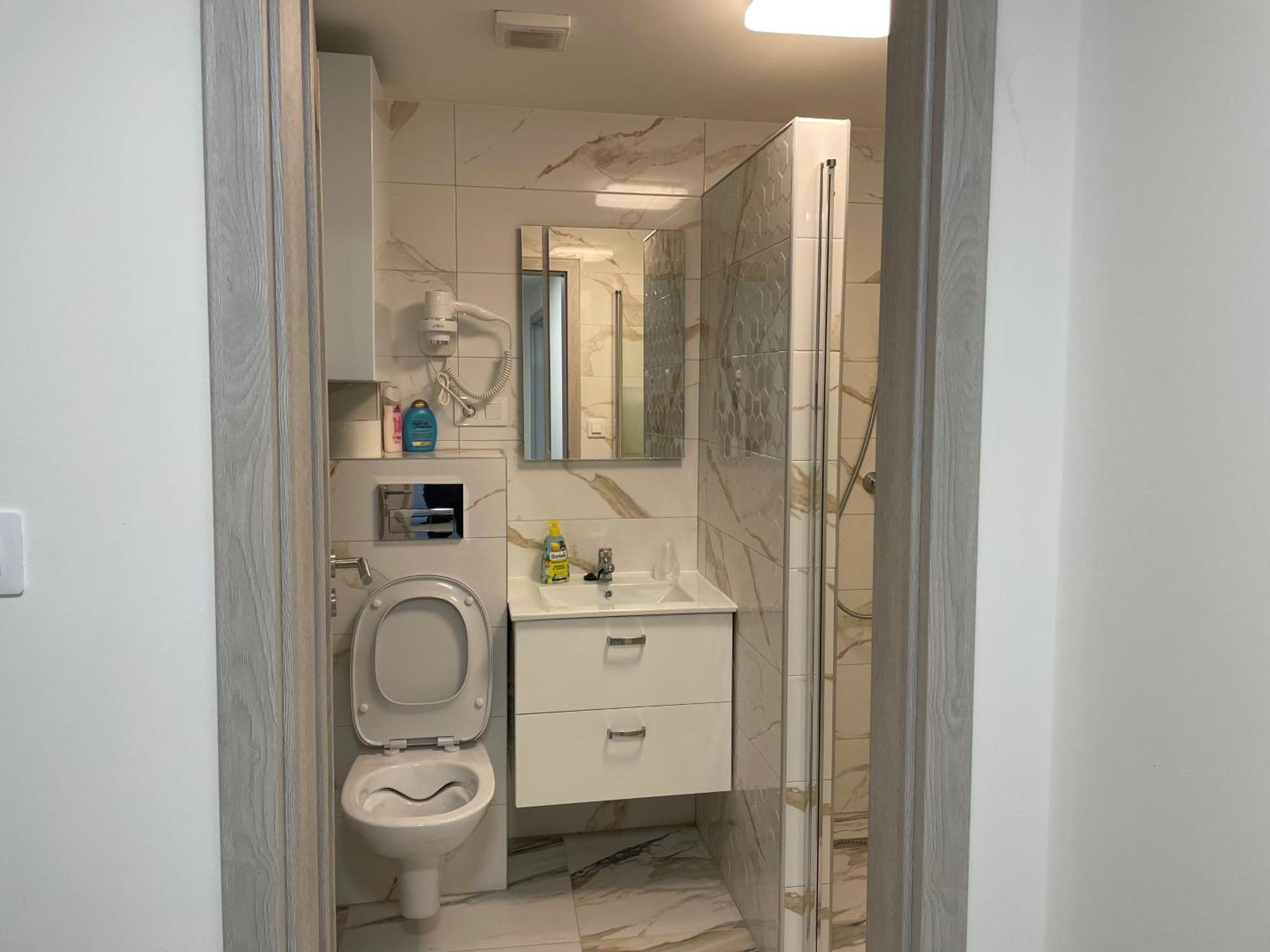Apartmantt Cheb Esterno foto